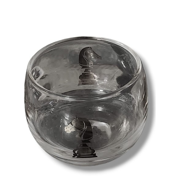 For “Lonely Knights”, Checkmate, Martini Set by Hickok, 5 Glass Set, Mixology - Picture 2 of 6